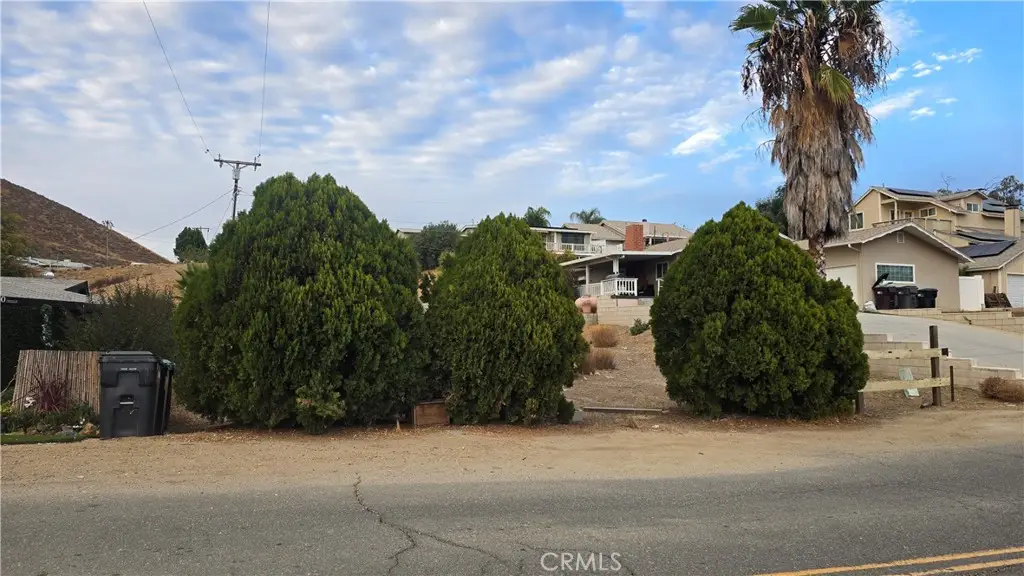 23436 Vista Way, Canyon Lake, CA 92587 - #1