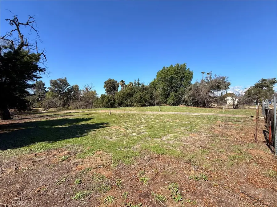 4785 Chicago Ave, Riverside, CA 92507 - #3