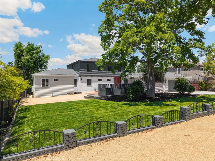 220 W Highland Avenue, Redlands, CA 92373 - Image #3