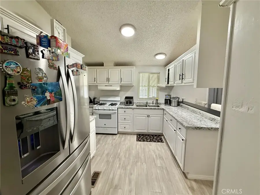 22020 Nisqually Road #49, Apple Valley, CA 92308 - #2