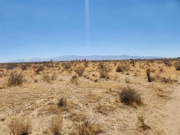 1 La Mesa Road, Phelan, CA 92371