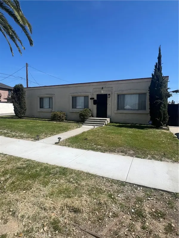 1034 N Enid Avenue, Azusa, CA 91702