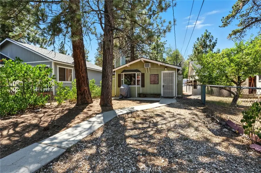 650 San Bernardino Avenue, Sugarloaf, CA 92386 - Image #2