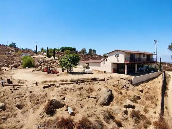 20320 Roads End Drive, Perris, CA 92570