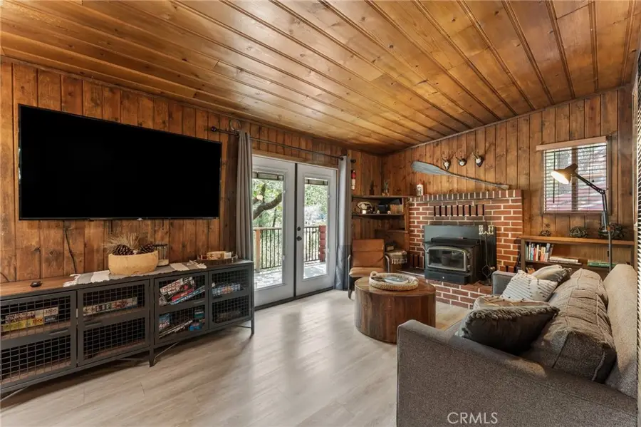 746 Villa Grove Avenue, Big Bear City, CA 92314 - Image #2