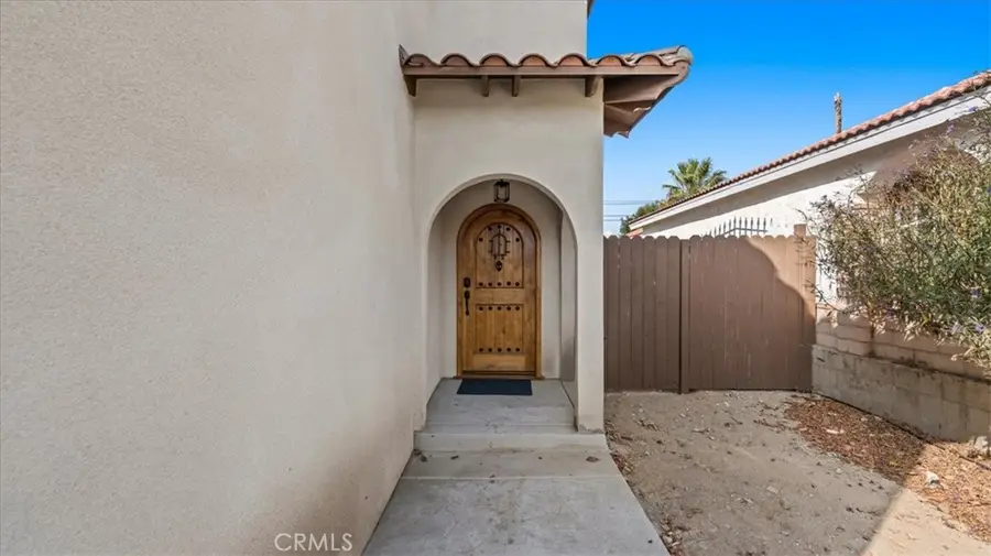 1475 Holly Avenue, Colton, CA 92324 - #3