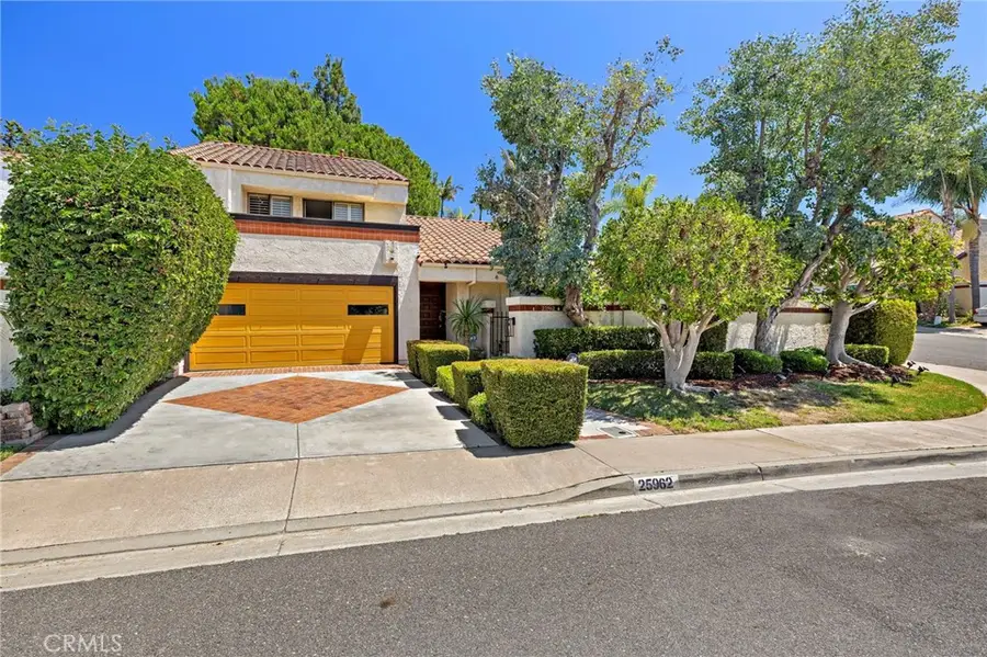 25962 Ernestine Court, Laguna Hills, CA 92653 - Image #2