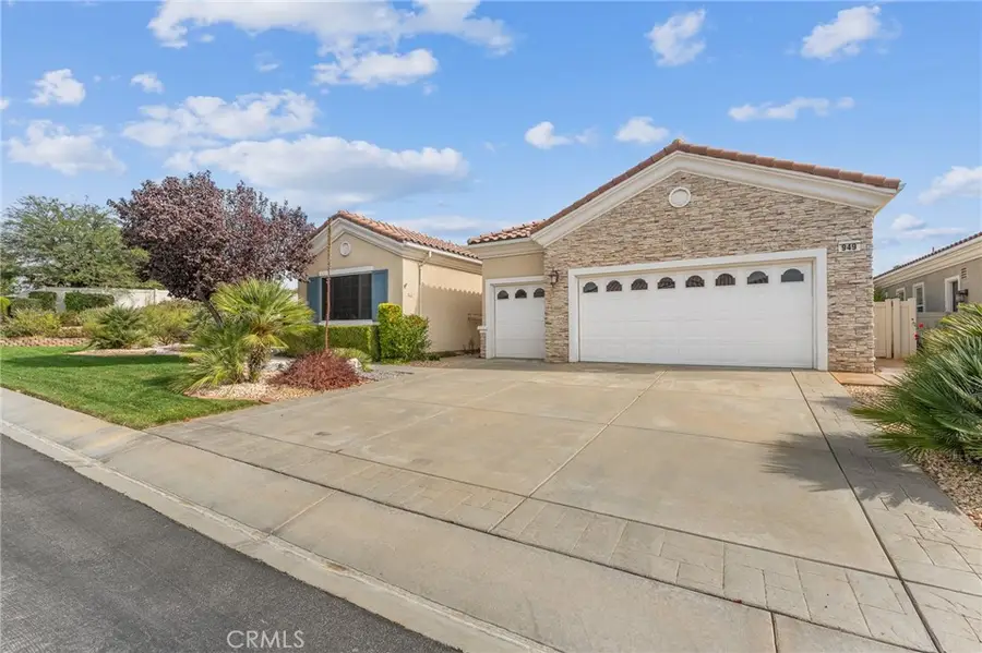 949 Pebble Beach Road, Beaumont, CA 92223 - Image #2