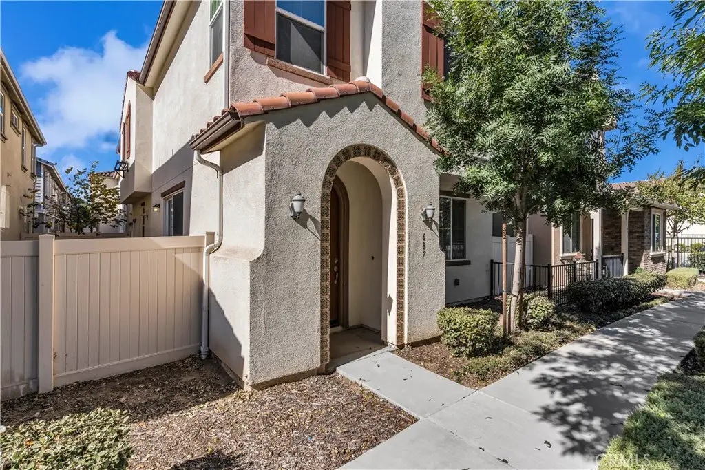 687 S Fillmore, Rialto, CA 92376 - #1