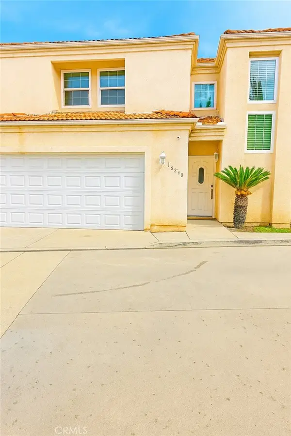 16240 Hunsaker, Paramount, CA 90723