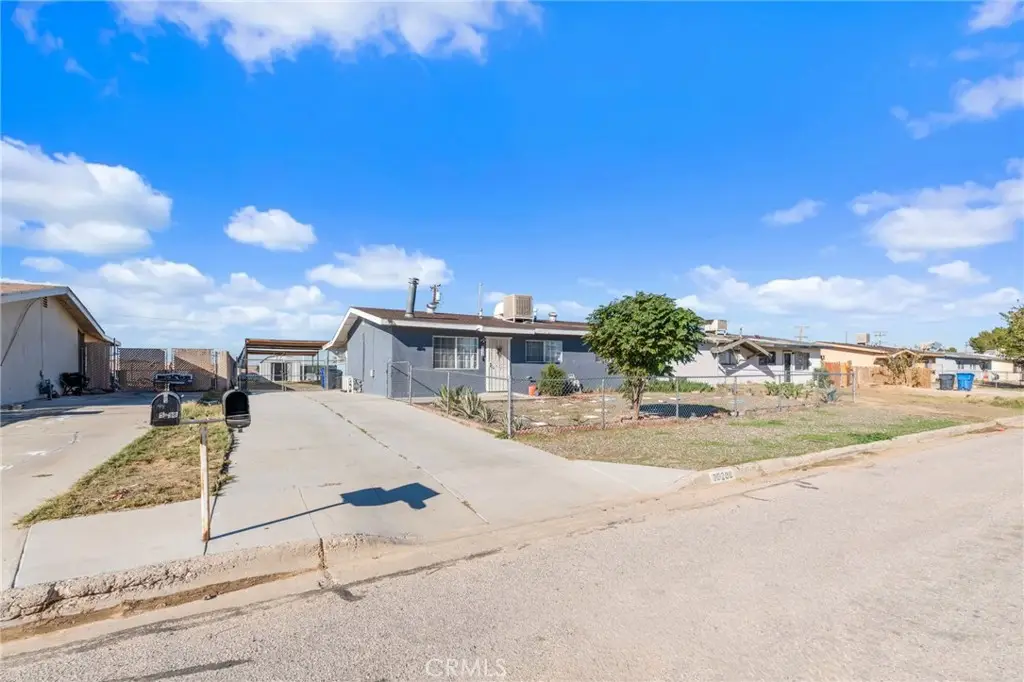 35208 Walnut St, Barstow, CA 92311 - #1