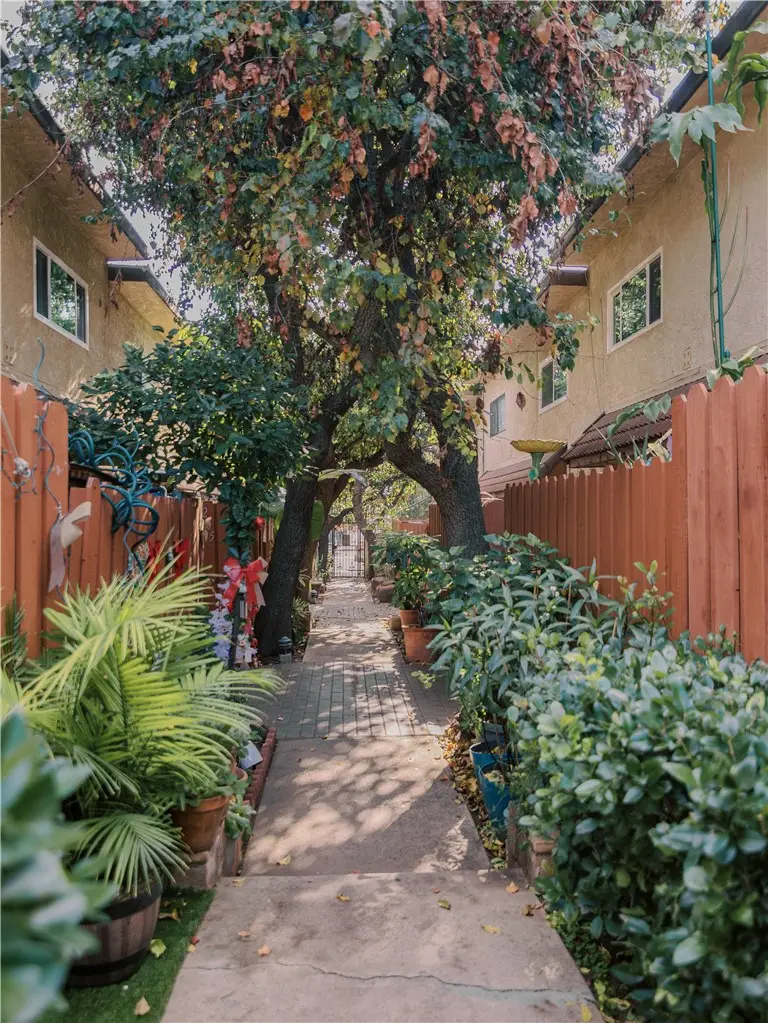 14527 Plummer #202, Panorama City, CA 91402 - #1