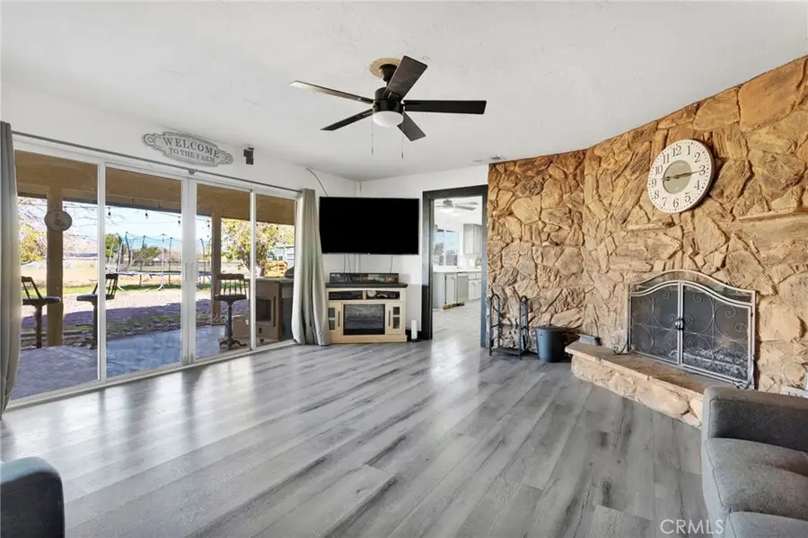 14010 Jicarilla Rd, Apple Valley, CA 92307 - #3