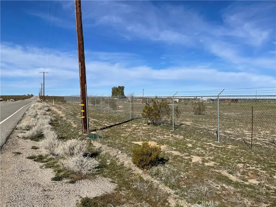 196 Ave G, Lancaster, CA 93535 - #3