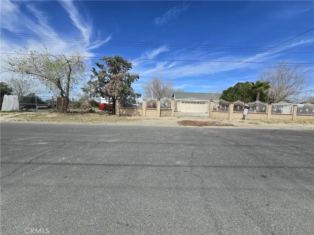 9249 E Avenue R10, Littlerock, CA 93543 - #1