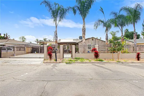 8426 Greenpoint, Riverside, CA 92503