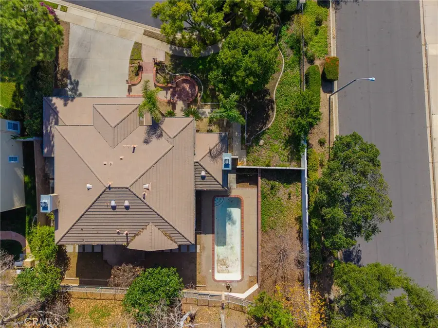 2409 Santiago, La Verne, CA 91750 - #3