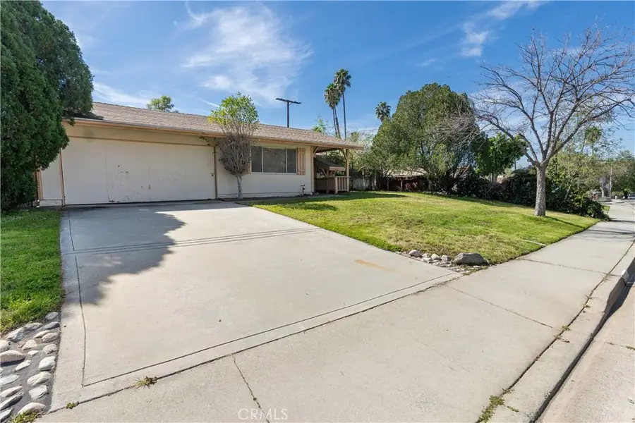 658 Glenhill, Riverside, CA 92507 - #2