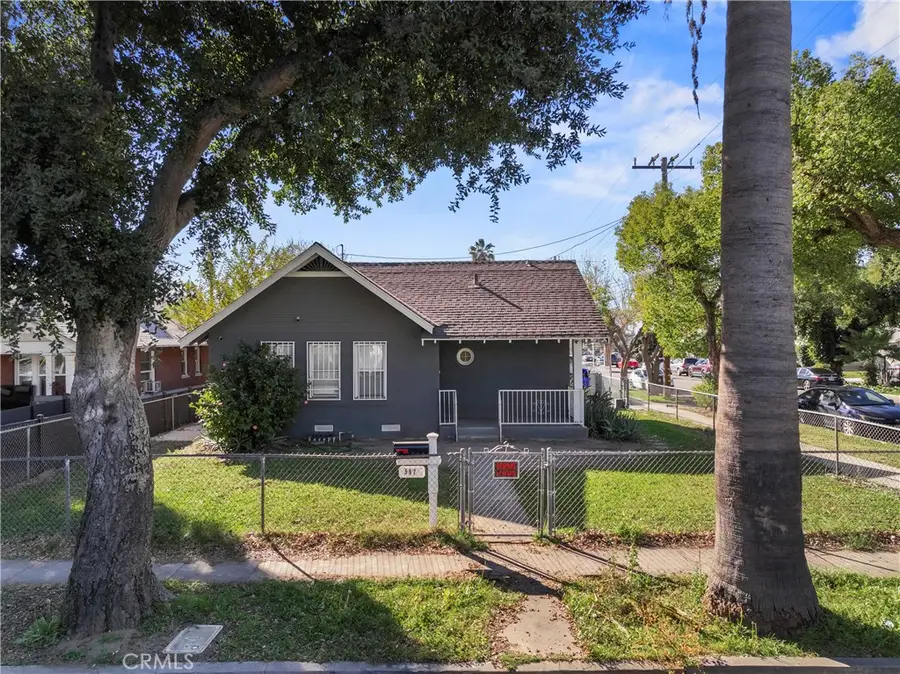 597 W 21st, San Bernardino, CA 92405 - Image #2