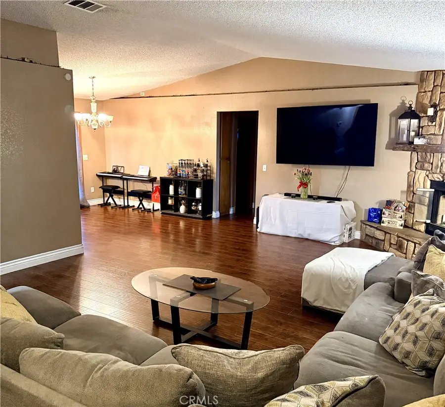 18104 Birch, Hesperia, CA 92345 - #3