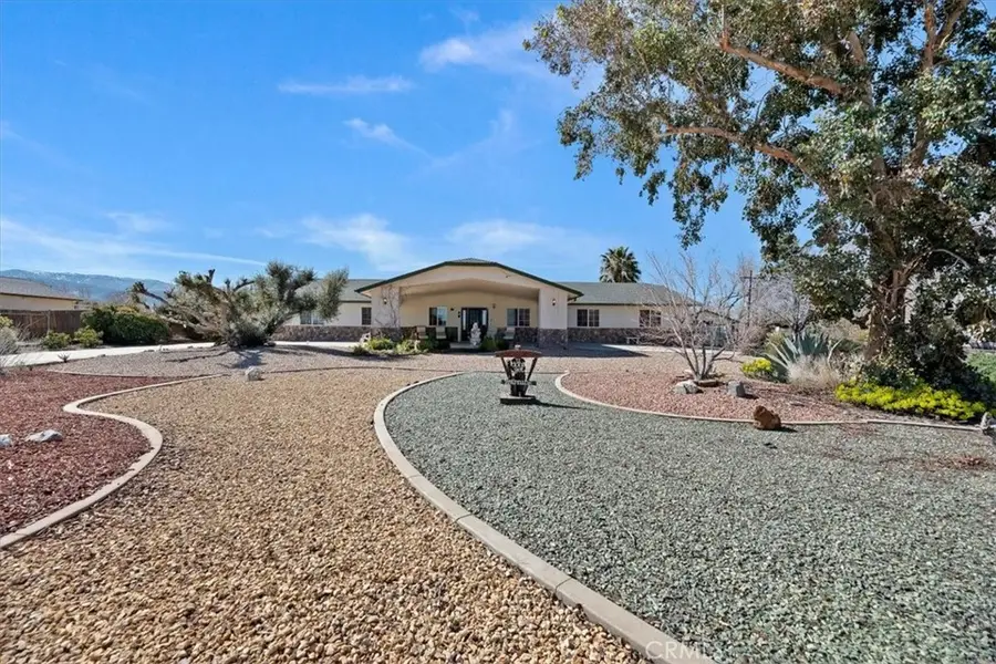 9860 Alta Mesa Avenue, Phelan, CA 92371 - #2