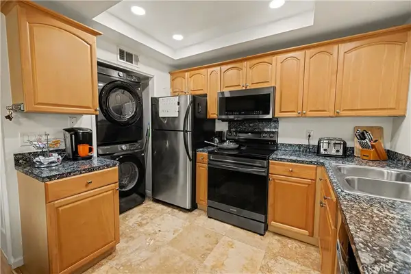 521 N Mollison, El Cajon, CA 92021