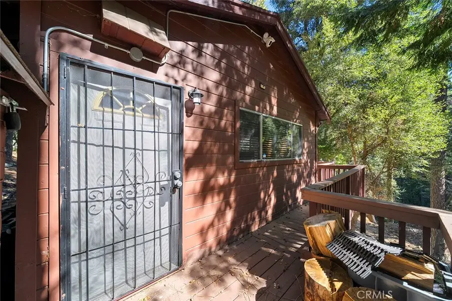 330 Canyon Drive, Cedarpines Park, CA 92322 - #2