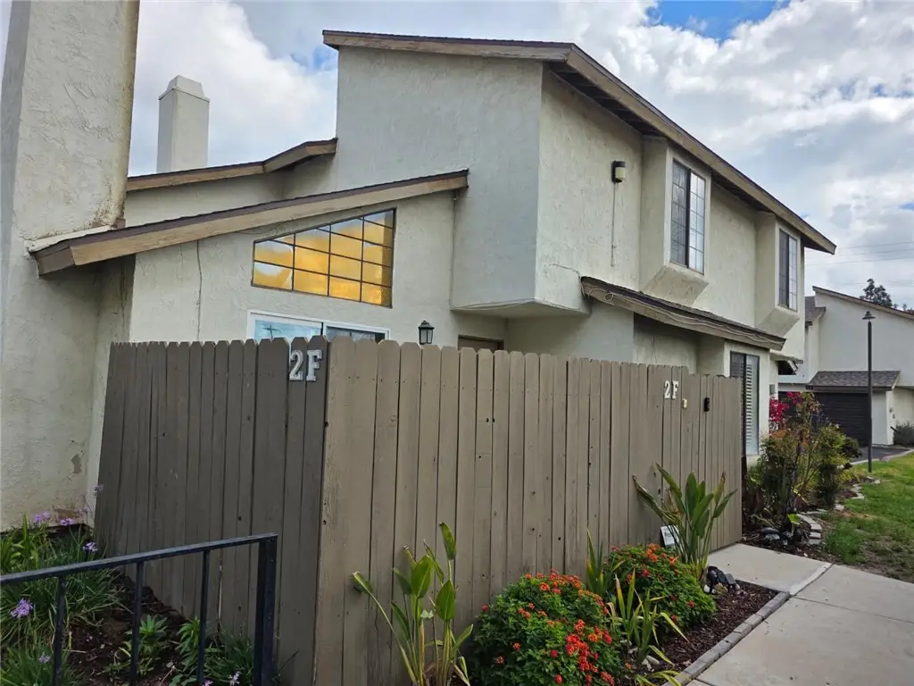 1974 E Lynwood #2f, San Bernardino, CA 92404 - #1