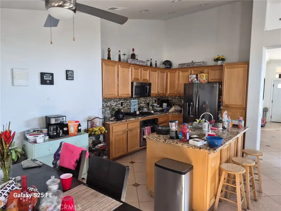 2282 N Smoketree, Rialto, CA 92377 - #2