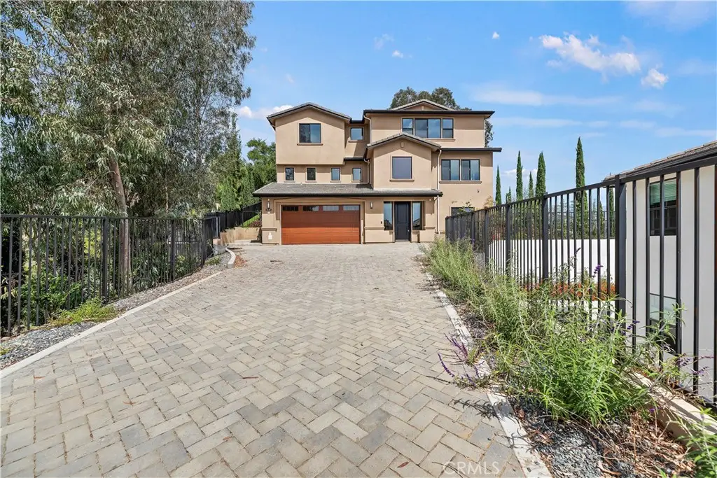 969 N Staley, Los Angeles, CA 90042 - #1