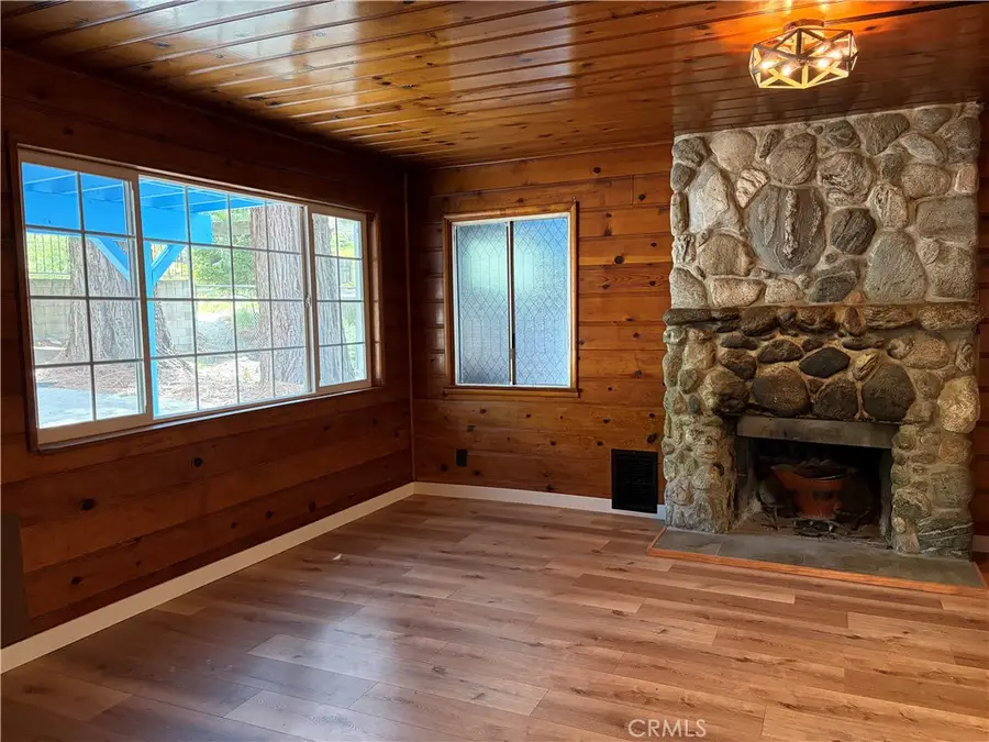 320 Sky View Lane, Crestline, CA 92325 - #3