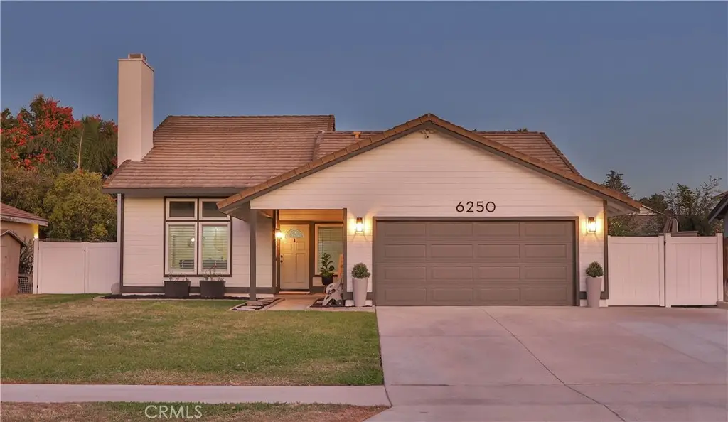 6250 Meadowbrook, Riverside, CA 92504 - #1