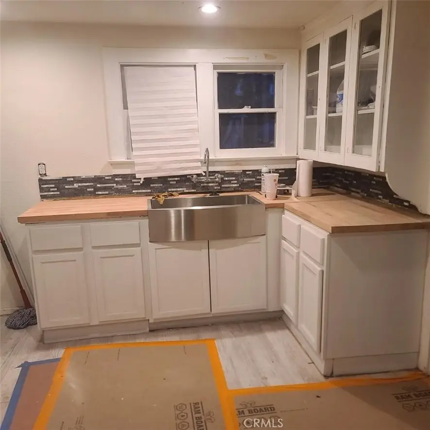 10560 Robinson Avenue, Riverside, CA 92505 - #3