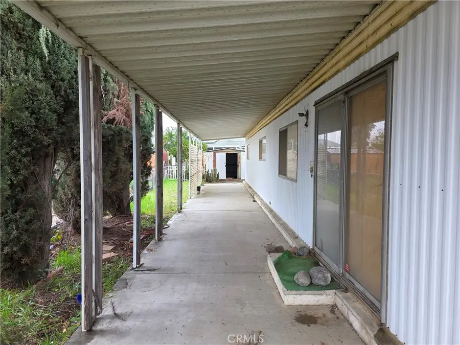 324 Long Street, Hemet, CA 92543 - #2