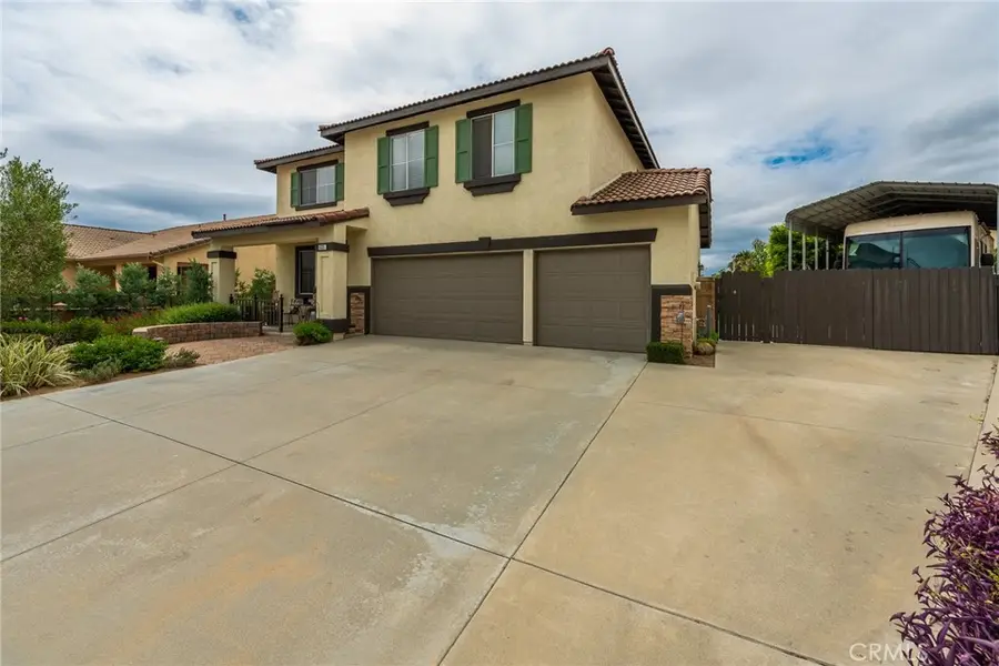 6335 Marigold Street, Corona, CA 92880 - #3