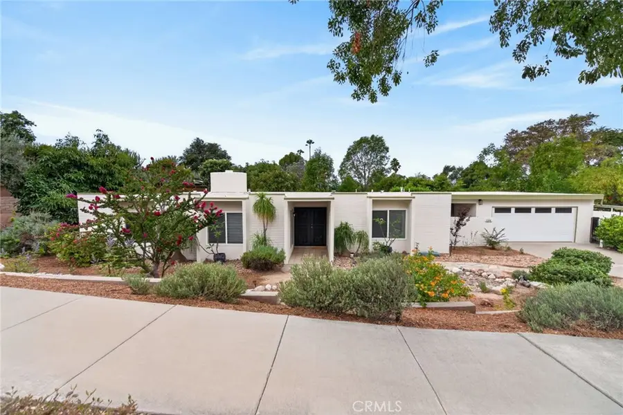 1184 Lyndhurst, Riverside, CA 92507 - #3