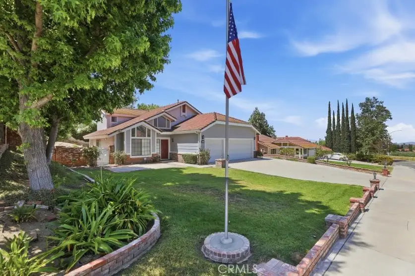 1272 Via Vista, Riverside, CA 92506 - #3