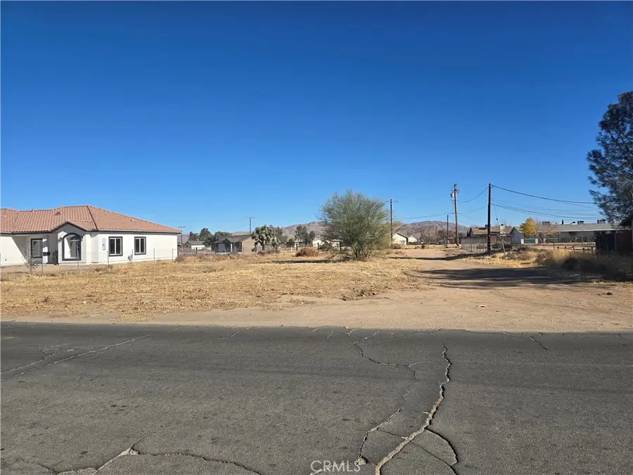 0 Mohawk, Apple Valley, CA 92308 - #3