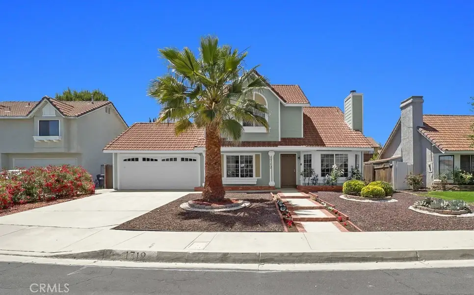 1712 Woodbridge, Palmdale, CA 93550 - #1