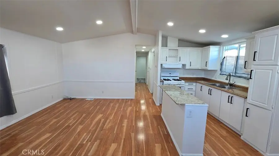 16949 S Western Spc 22a Avenue, Gardena, CA 90247 - #3