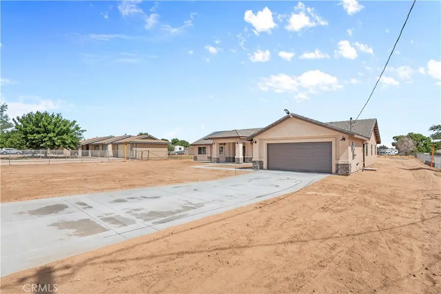 15162 Larch, Hesperia, CA 92345 - #3
