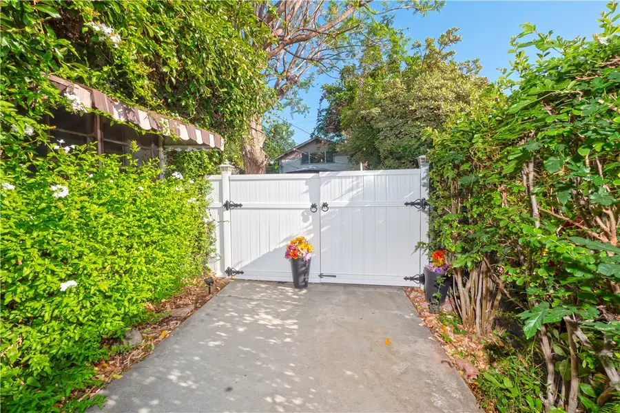 4600 Sunnyside Drive, Riverside, CA 92506 - #3