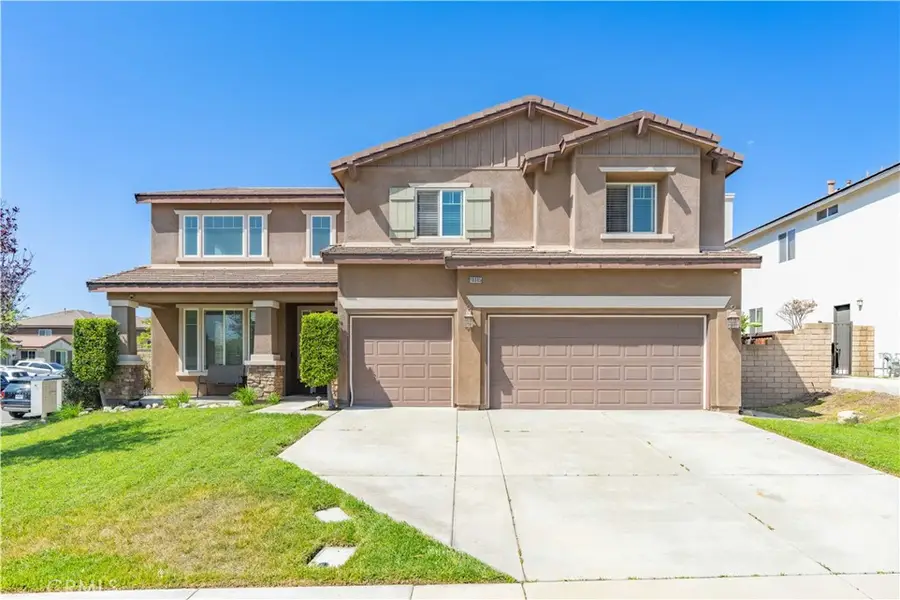 18085 Tanzanite, San Bernardino, CA 92407 - #2