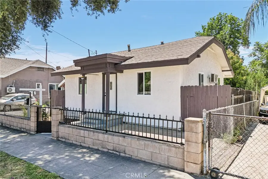 315 W 10th Street, San Bernardino, CA 92410 - #2