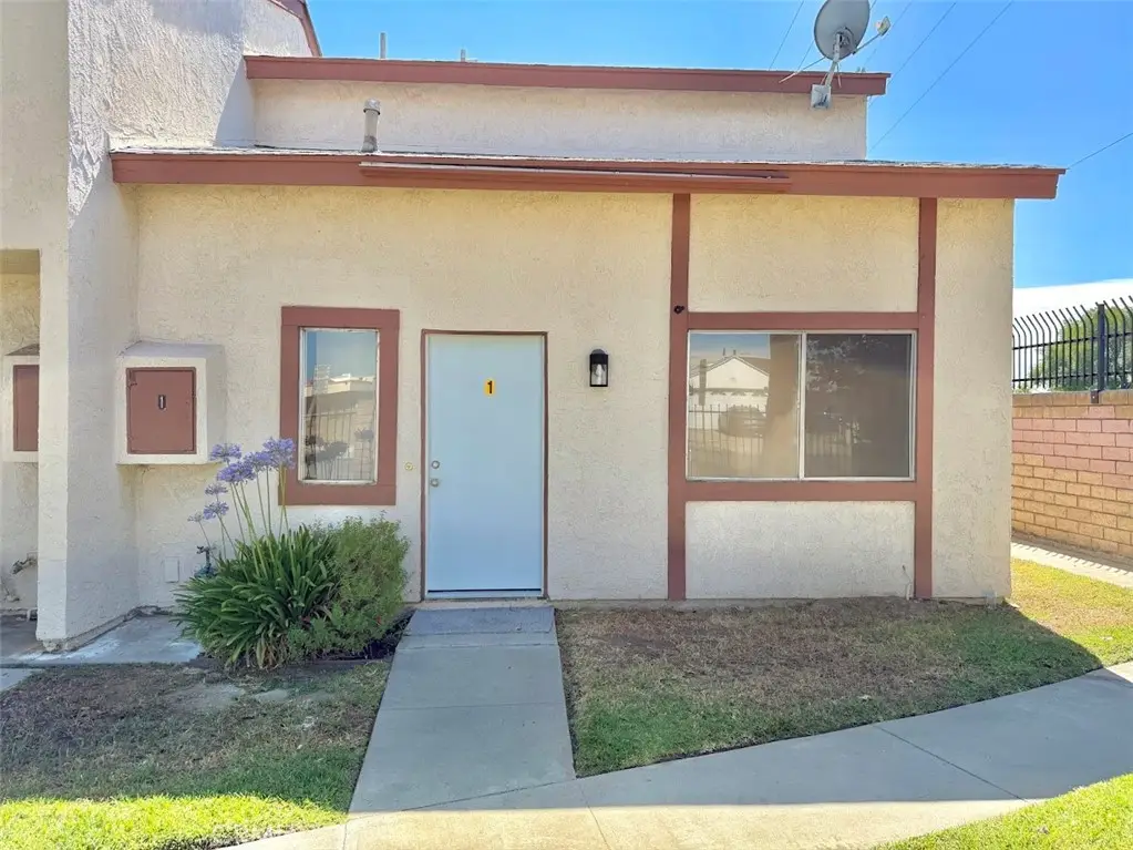 345 N Eucalyptus Avenue #1, Rialto, CA 92376 - #1