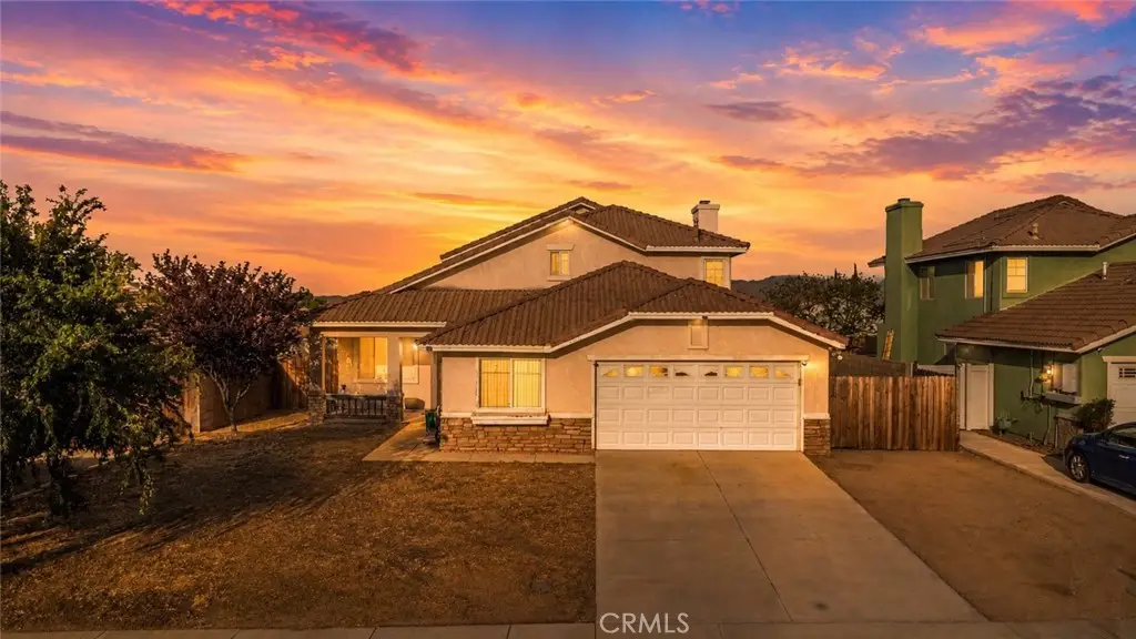 9041 Berkeley, Hesperia, CA 92344 - #1