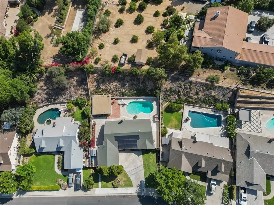 5553 Peacock Lane, Riverside, CA 92505 - #3