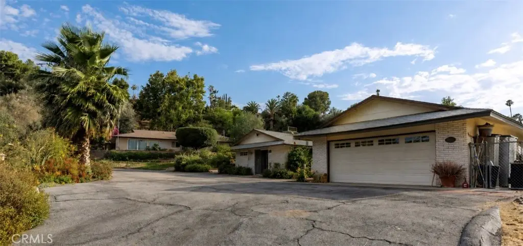 27531 Big Springs Ranch, Hemet, CA 92544 - #1