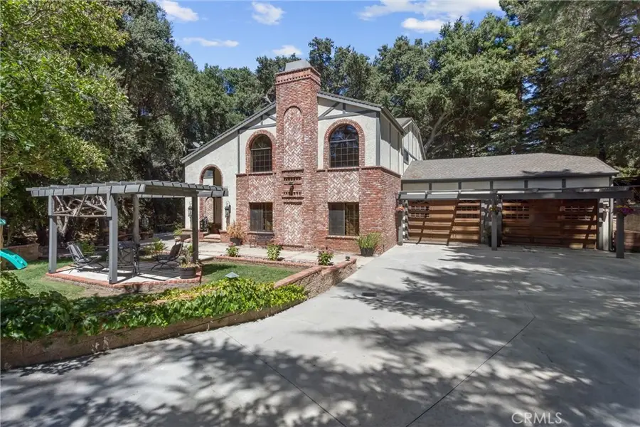 13515 Oak Mountain, Yucaipa, CA 92399 - #2