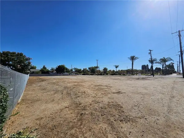 6411 Arlington, Riverside, CA 92504